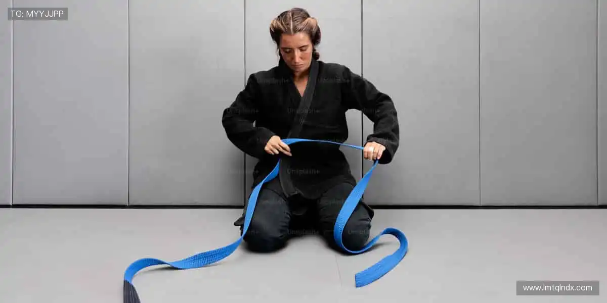 💻全球赛事，同步开启！AI 解说 + 弹幕互动，让观赛更嗨🎉